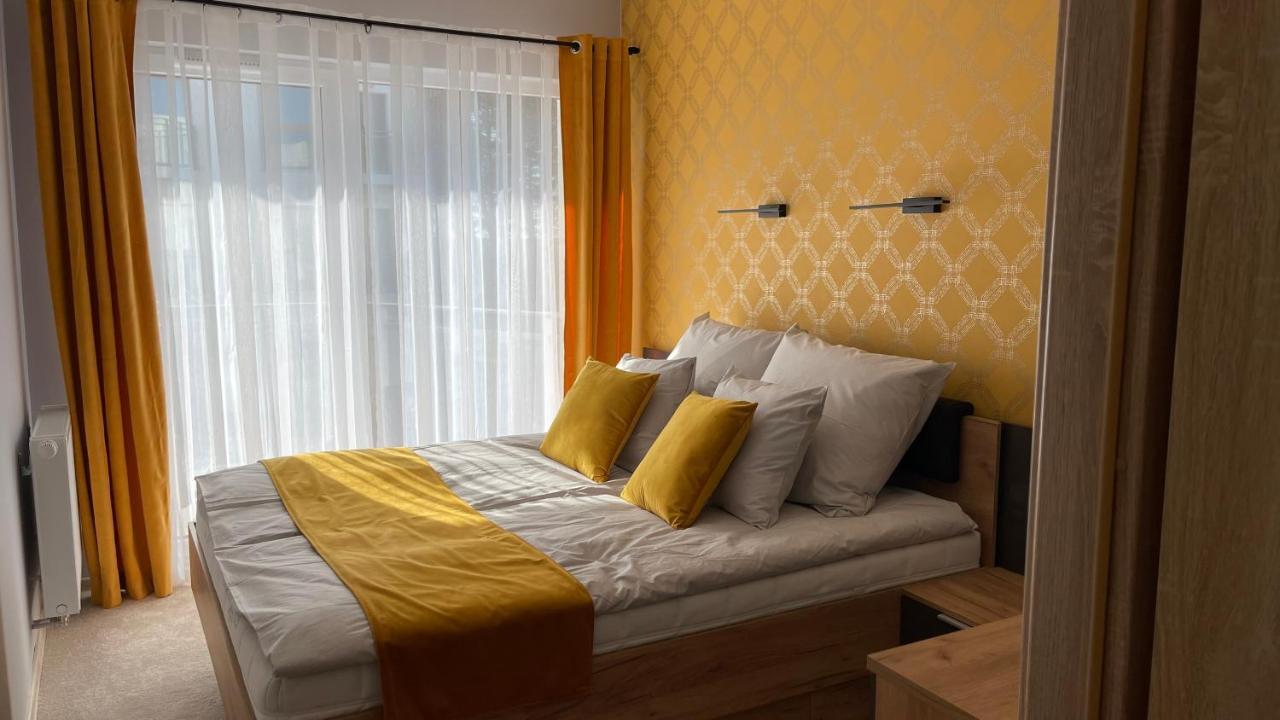 Apartament Elegance Yellow W Let'S Sea Basen&Spa Gaski  Exterior photo
